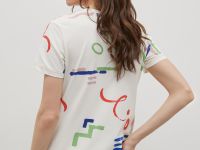 Футболка с абстрактным принтом