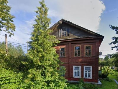 Здание, в котором был избран первый Совет депутатов