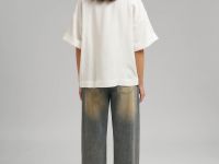 Свободная блузка изо льна и вискозы