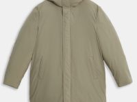 Пуховое полупальто с капюшоном и воротником-стойко