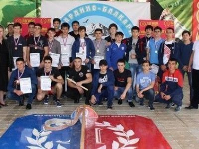 В Нальчике состоялось Первенство республики по мас-рестлингу среди юношей.