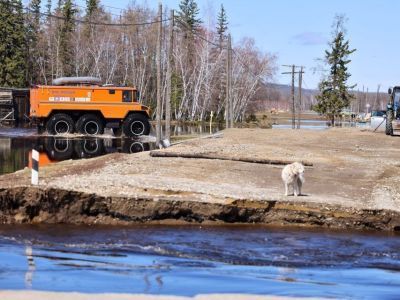 В Якутии восстанавливают участки автомобильных дорог, повреждённых паводком