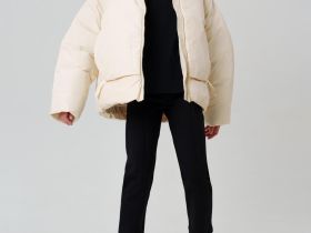 Куртка текстильная с полиуретановым покрытием для девочек