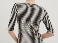 Блузка с округлым вырезом в полоску