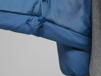 Стеганая куртка с капюшоном