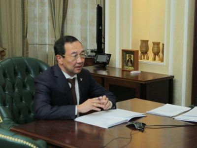 Айсен Николаев провел заседание Единого координационного центра Якутии