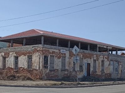 Здание, в котором в 1917-1918 гг. находился штаб Красной Гвардии, здесь же была организована первая комсомольская организация в городе