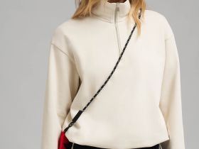 Толстовка свободного кроя из футера