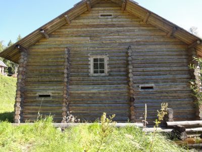 Здание мельницы с мельничным механизмом