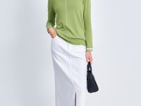 Джемпер с контрастной отделкой