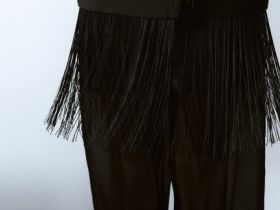 Двубортный жакет с отделкой из бахромы, Черный