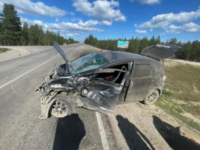 Четыре человека пострадали при ДТП на трассе в Якутии