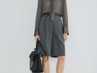 Блузка из жатого шифона с галстуком, Серый