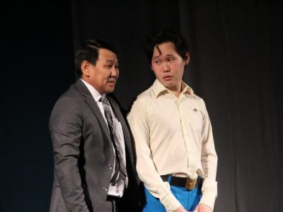 Театр юного зрителя Якутии показал спектакль «Дьикти саас»