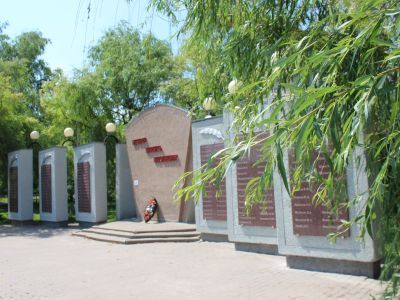 Памятник воинам-землякам, погибшим в годы Великой Отечественной войны