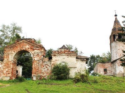 Ансамбль Рождественской и Никольской церквей