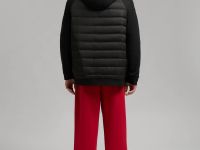 Стеганая куртка с наполнителем из натурального пух