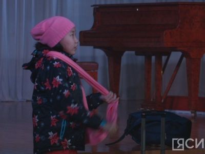 В Якутске состоялась премьера семейного фэнтэзи-фильма «Аптаах дорҕоон»