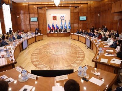 Правительство Якутии и Счётная палата расширяют конструктивное взаимодействие