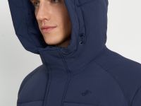 Утепленная куртка с капюшоном