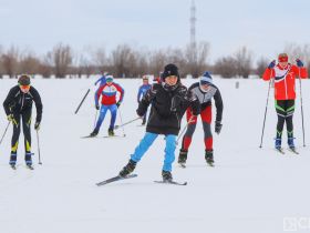 Никита Крюков и Александр Бессмертных провели мастер-класс по лыжным гонкам в Якутске