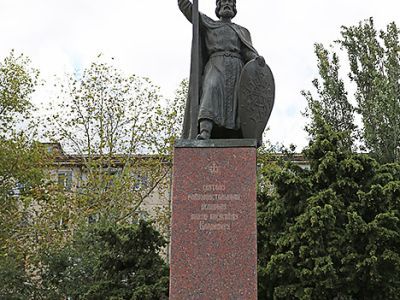 Памятник Святому Равноапостольному князю Владимиру