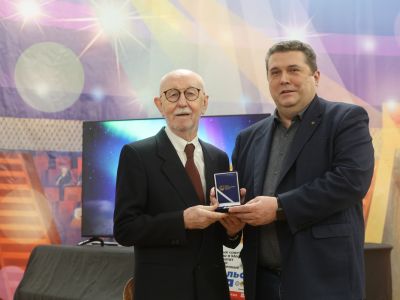 Ветераны "Комсомольской правды" удостоены медалей и памятных знаков СЖР