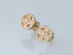 Пусеты из желтого золота с бриллиантами э0301пс09210105