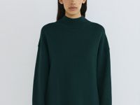 Объёмный джемпер с воротником-стойкой, Зеленый