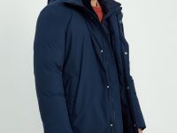 Пуховое полупальто с капюшоном и воротником-стойкой