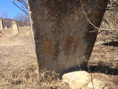 Стела надмогильная