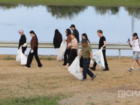 В Якутске прошел субботник «Особенности национальной уборки»