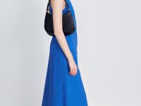 Платье с v-образным вырезом