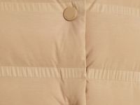 Утепленное пальто с капюшоном