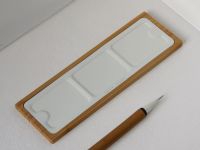 Палитра металлическая с деревянным основанием