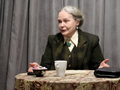 Я была счастлива, счастлива, счастлива… (Театральная долина)