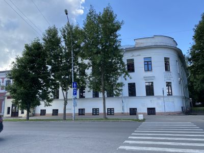 Дом, в котором в 1787-1815 и 1833-1855 гг. жил Батюшков Константин Николаевич