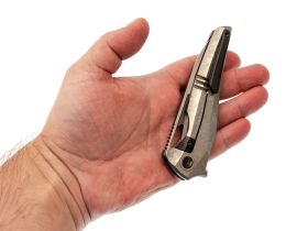 Складной нож TUOTOWN Magpie, сталь M390, рукоять Crystal Titanium