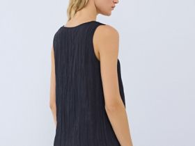 Майка из ткани с жатым эффектом, Черный