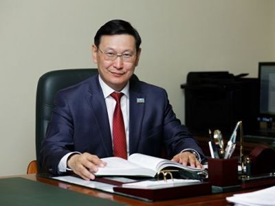 Министр образования и науки Якутии поздравляет с Днем русского языка