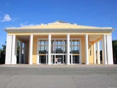 Драматический театр им. А. Н. Толстого