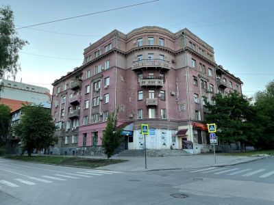 Дом Сарэнергокомбината, арх. В.П. Дыбов