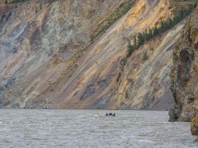 Река Индигирка. Через Ущелье Восторга и Восхищения! Маршрут: п.Усть-Нера - с.Хонуу