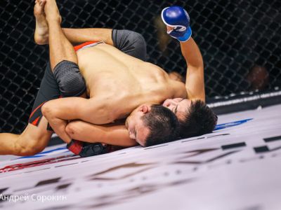 Якутские бойцы готовятся к чемпионату Дальнего Востока по смешанным единоборствам