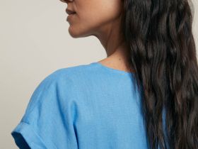 Блузка с коротким рукавом и добавлением льна