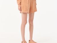 Женские короткие спортивные шорты Lacoste