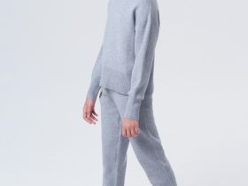 Комплект трикотажный для девочек: джемпер, брюки