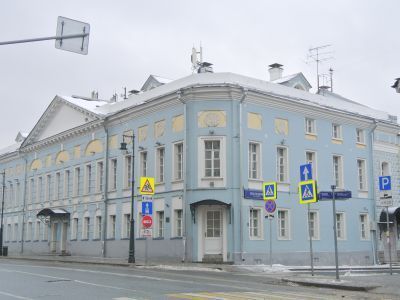 Дом, в котором в 1890-х гг. жил скульптор С.М.Волнухин - автор памятника первопечатнику Ивану Федорову в Москве