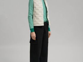 Стеганый пуховый жилет