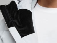 Стеганая куртка с капюшоном